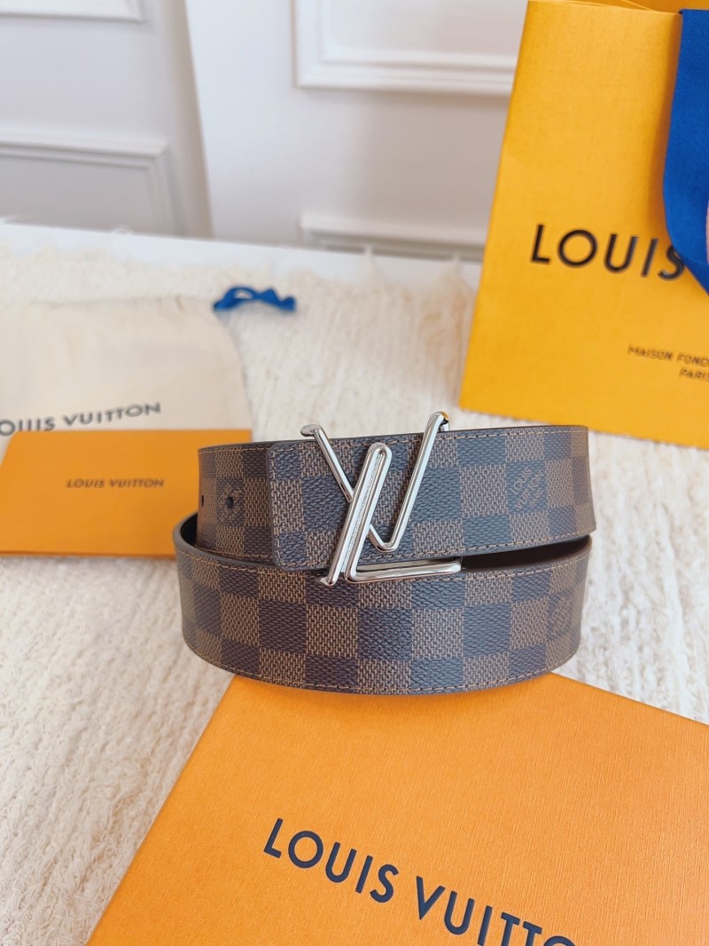 l0vis Vvtt0n belts